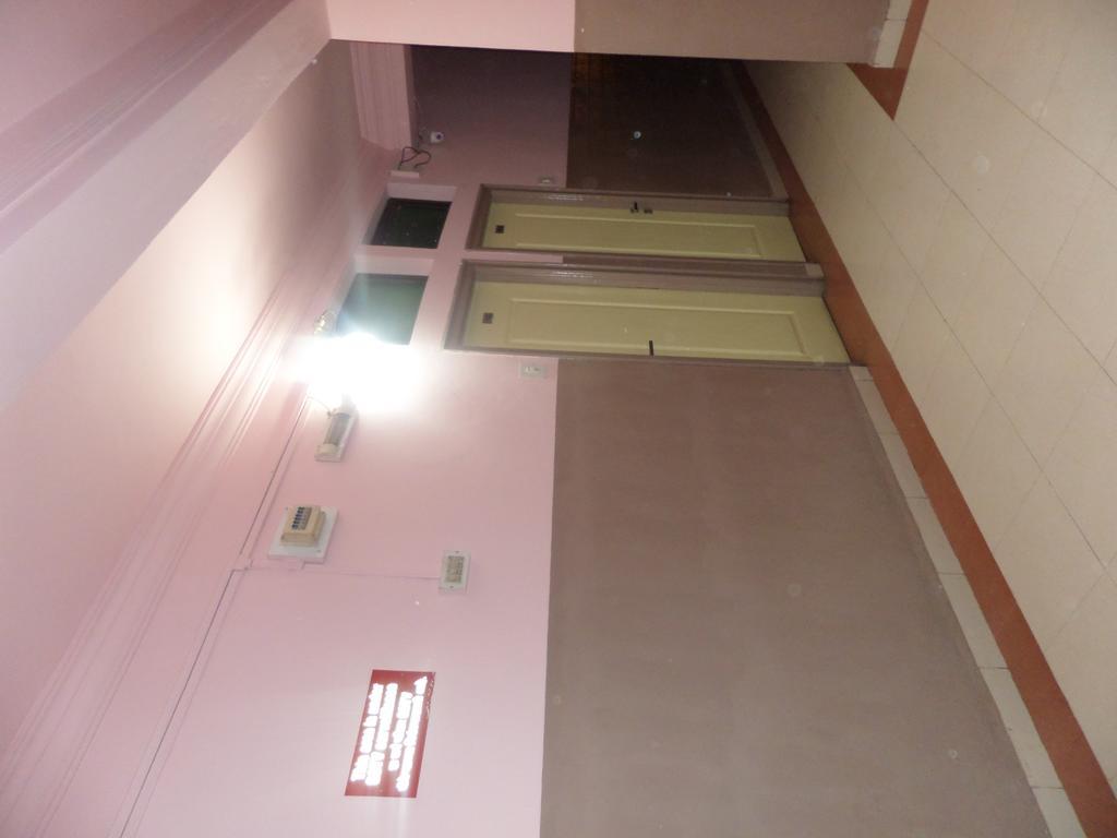 Chalukya Deluxe Hotel Kolhapur Exterior foto